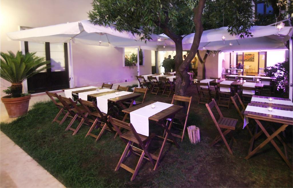 L' Antico Cortile Hotel Caserta Ngoại thất bức ảnh